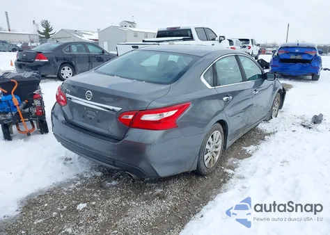 2017 Nissan Altima 2.5 S z USA, uszkodzony, nr VIN 1N4AL3APXHC164400